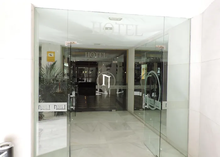 Tent Готель 3*