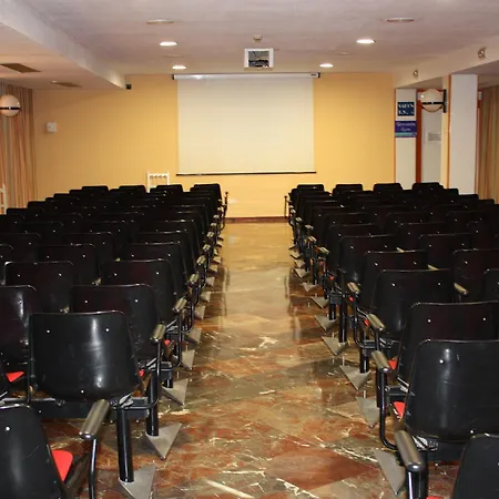 Tent 3* Τορρεμολίνος
