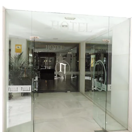 Tent 酒店 3*